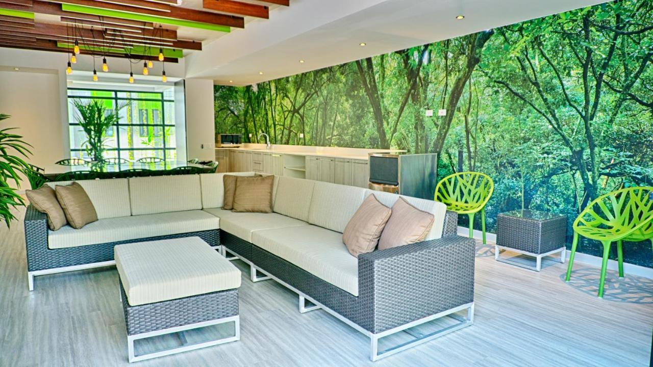 Corporate Stays - Arborea Flats - Modern 1Br Santa Ana  Buitenkant foto
